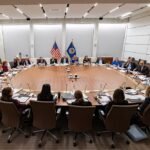 Powell Urgent Speech: Rate Cuts or Market Crash?